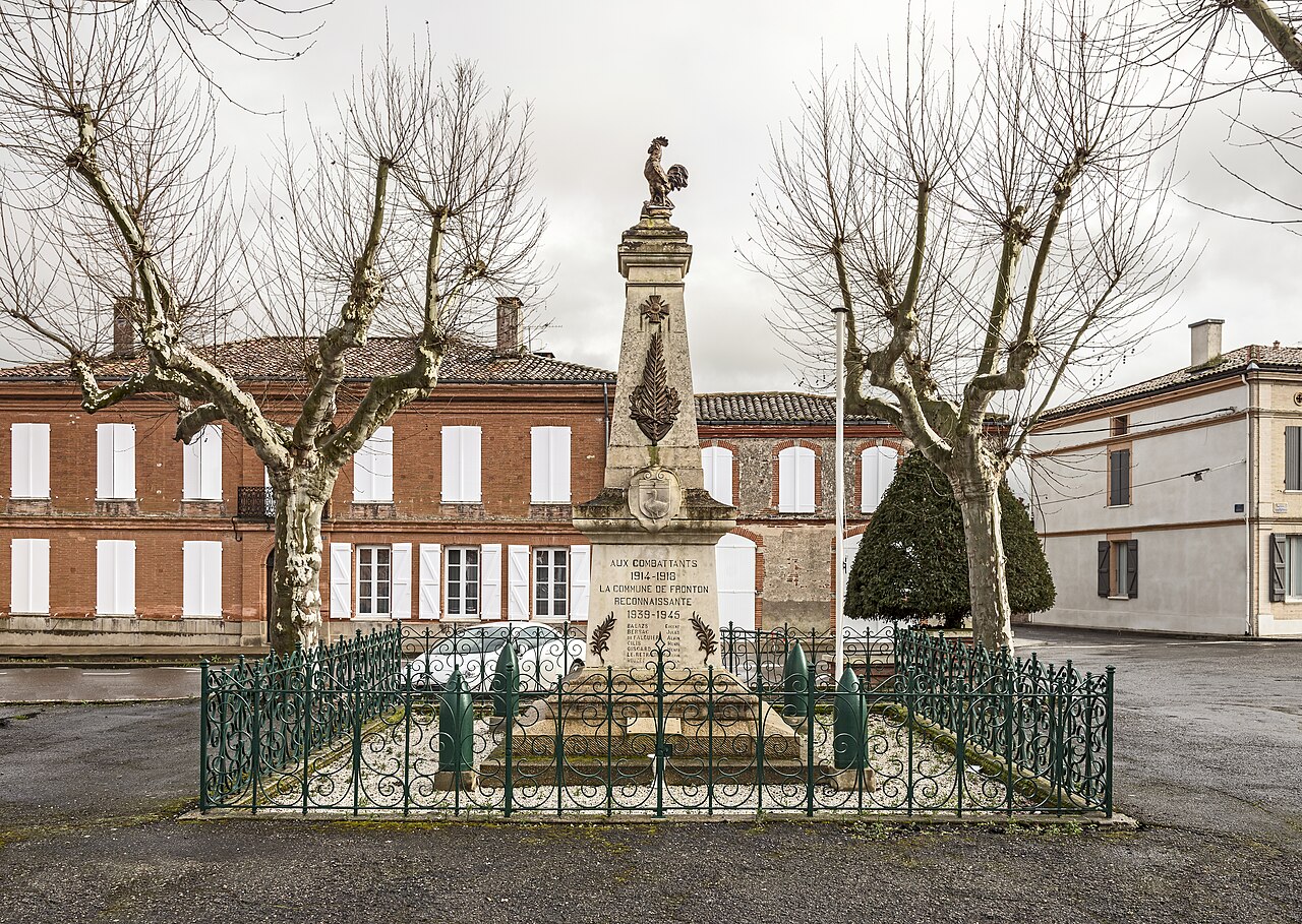 Le monument aux morts de Fronton